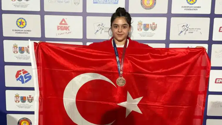 Burdur’dan Çıktı, Sırbistan’dan Avrupa Üçüncülüğü ile Döndü