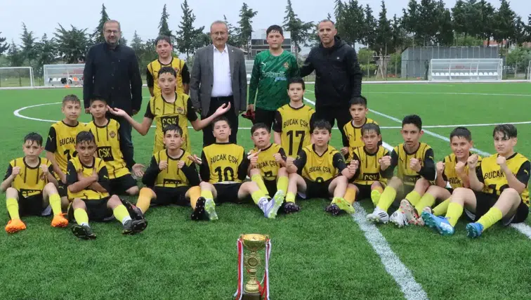 Kışla Stadı'nda FinalMaçı: Burdur U13 Ligi'nin Şampiyonu Belirlendi