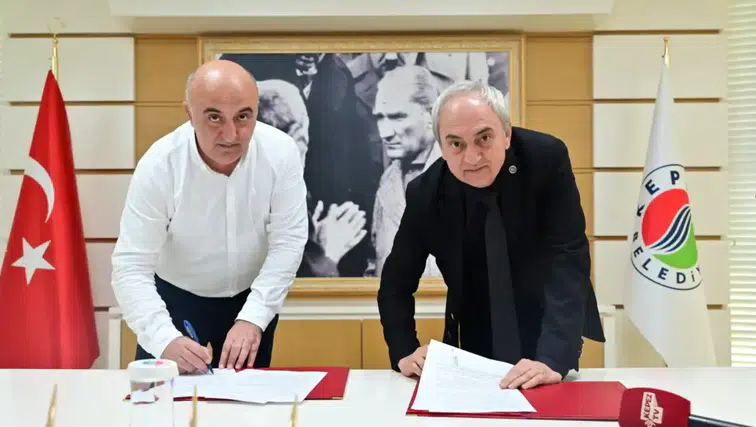 Kepez’de Yeni Mahalle Semt Evi İçin İmzalar Atıldı