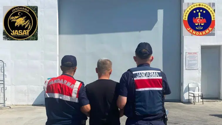 Alanya'da JASAT Operasyonu: 23 Yıl Cezası Bulunan Firari Yakalandı