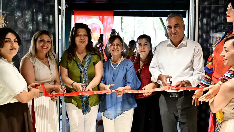 Muratpaşa'da "Kainatın Kültür Atlası" Sergisi Açıldı