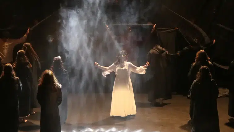 Burdurlu Lise Öğrencilerinin Romeo ve Juliet Yorumu Ezber Bozdu