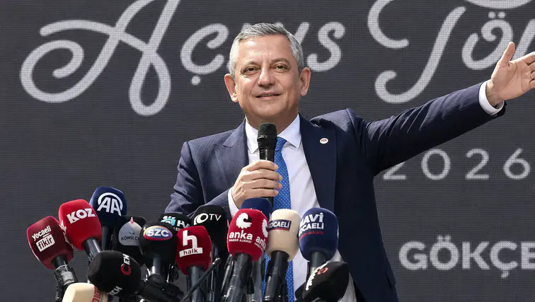 Özgür Özel’den Çağrı: "Hodri Meydan, Mahkemeyi Canlı Yayınlayın"