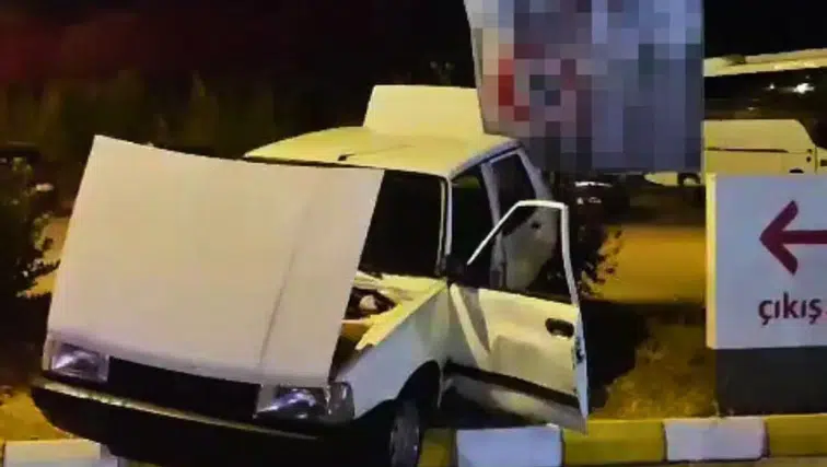 Manavgat Side Kavşağı'nda Yasak Dönüş Kazayla Bitti: Sürücü Alkollü Çıktı