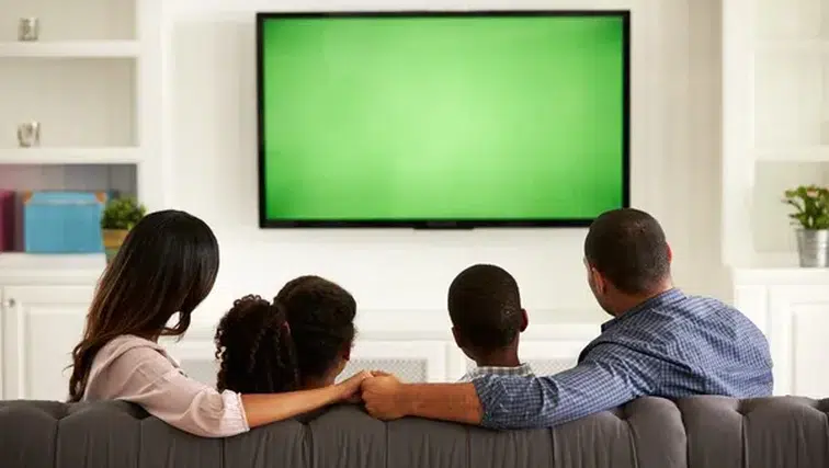 24 Eylül Perşembe TV Yayın Akışı: Bu Akşam Hangi Diziler ve Programlar Var?