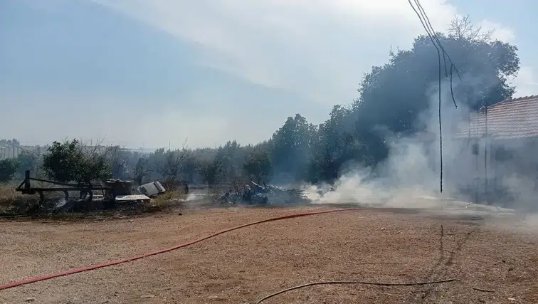 Serik Çandır Mahallesi'nde Alevler Biber Serasına Ulaştı