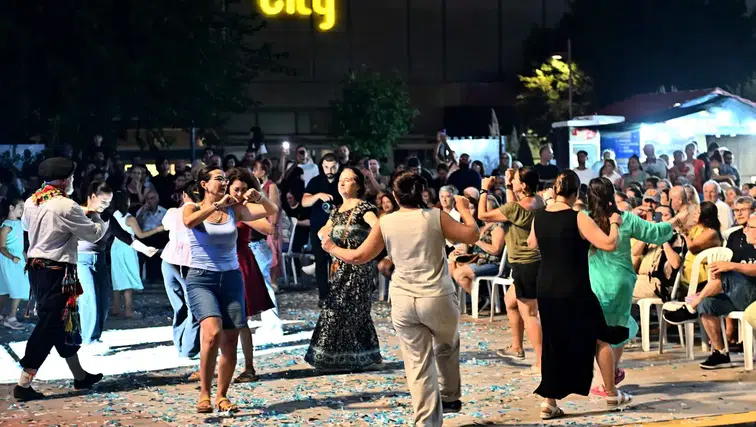 Muratpaşa Belediyesi 10. Yöreler Renkler Festivali Kapılarını Açtı