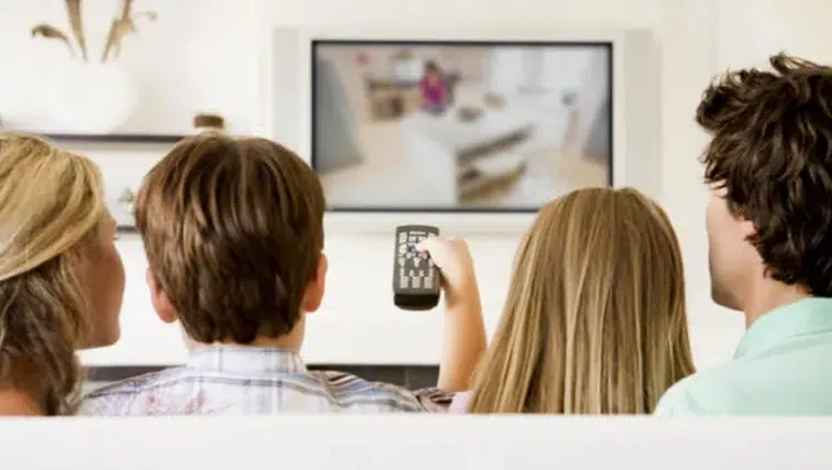 25 Eylül Cuma Televizyon Yayın Akışı: Bu Akşam Ekranlarda Ne Var?