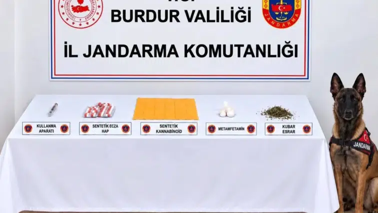 Burdur'da Binlerce Kullanımlık Uyuşturucu Yakalandı: 3 Tutuklama