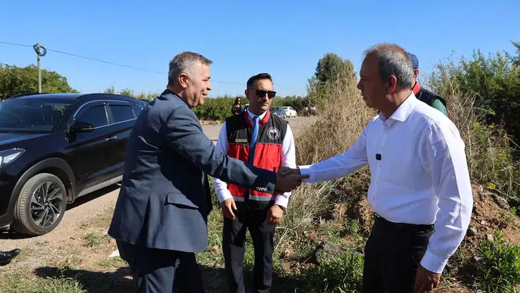 Döşemealtı’nda Bereketli Nar Hasadı: Protokol Üreticilerle Buluştu