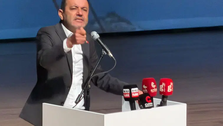Denizli Büyükşehir Belediye Başkanı Bülent Nuri Çavuşoğlu! "Partiyi satanlara eyvallah etmem!"