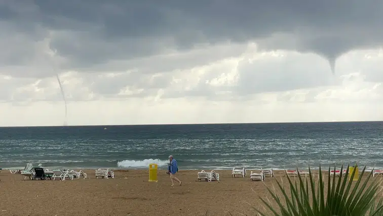 Alanya İncekum'da Aynı Anda 3 Hortum Birden