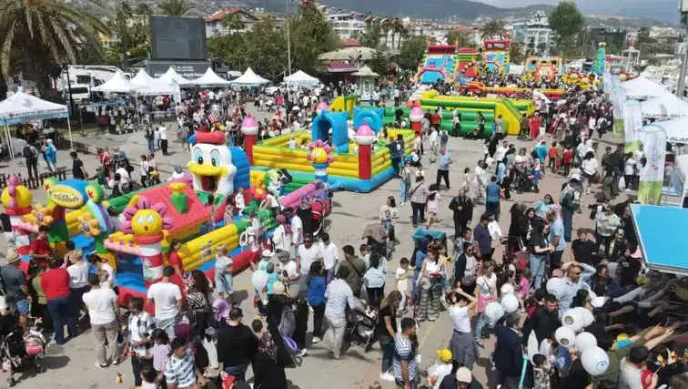 ALANYA’DA ÇOCUKLARIN BAYRAMI BAŞLIYOR: ULUSLARARASI FESTİVAL İÇİN GERİ SAYIM!