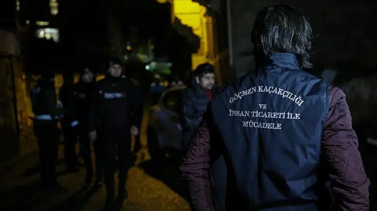 Türkiye Genelinde Dev Operasyon! 81 İlde Eş Zamanlı Baskın: 46 Kişi Yakalandı