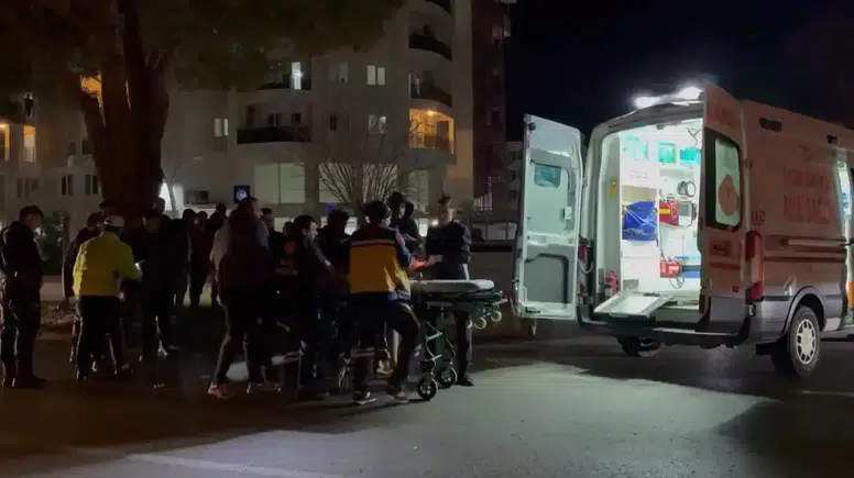 Gazipaşa'da Saniyelerle Gelen Kaza