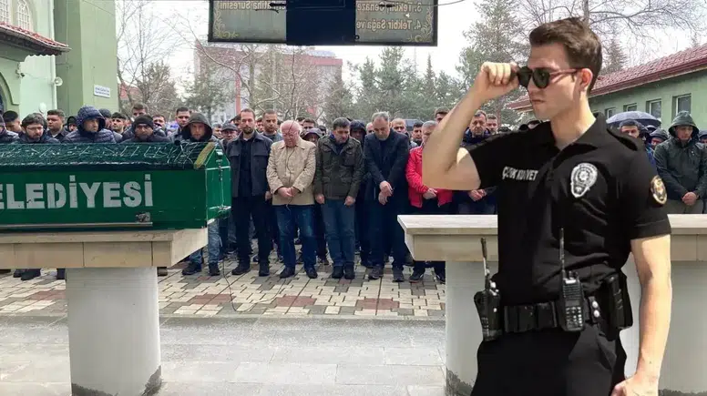 Aile Faciası: Polis Memuru Defnedildi