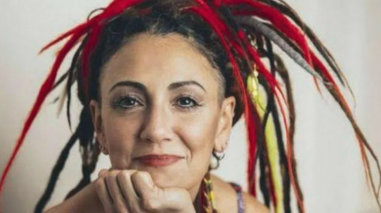 Önce İstanbul’u sonra da çiftliği terk etti