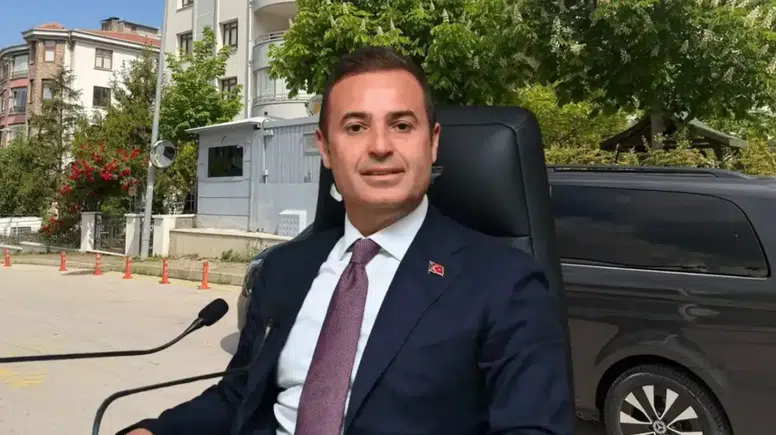 Balıkesir Büyükşehir Belediye Başkanı Ahmet Akın, Kılıçdaroğlu’nun Konutunda