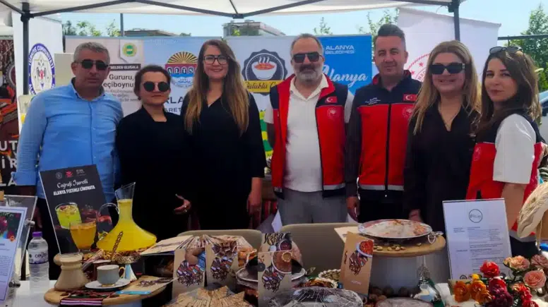 Alanya’nın Mirası Antalya’da Sahneye Çıktı: Robotlar Kadar İlgi Gördü