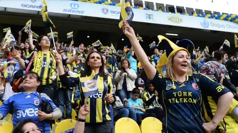 Fenerbahçe'den Büyük Karar! Eyüpspor Maçında Tribünler Bedava: İşte Başvuru Şartları