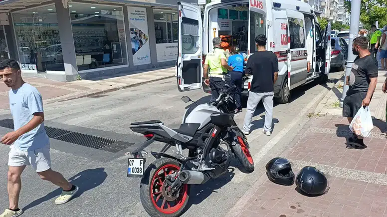 Manavgat'ta Trafik Kabusu: Aynı Kavşakta 1 Saat Arayla 2 Kaza!