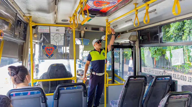 Mersin'de Klimasız Toplu Taşıma Araçlarına Sıkı Denetim