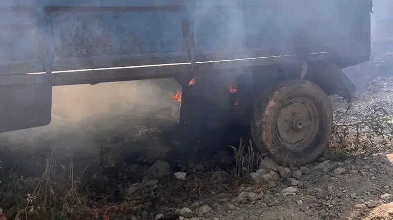 Hatay'da Bahçe Yangını Korkuttu: Römorka Sıçrayan Alevler Söndürüldü!