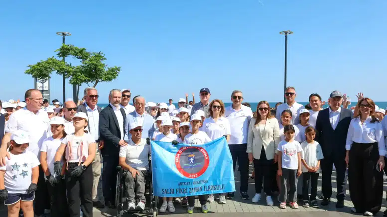 Konyaaltı Sahili’nde Ücretsiz Çeşme Dönemi