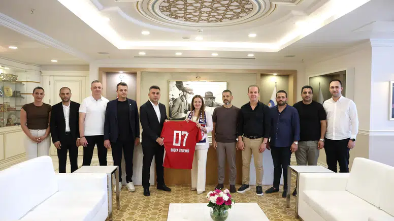 52 Milyon TL'lik Destek Sonrası Antalyaspor'dan Özdemir'e Ziyaret