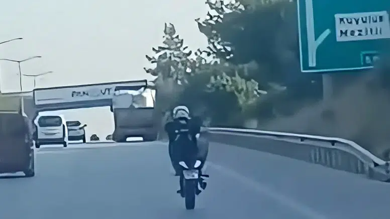 Mersin Otoyolunda Tek Teker Şov Pahalıya Patladı: 46 Bin TL Ceza!