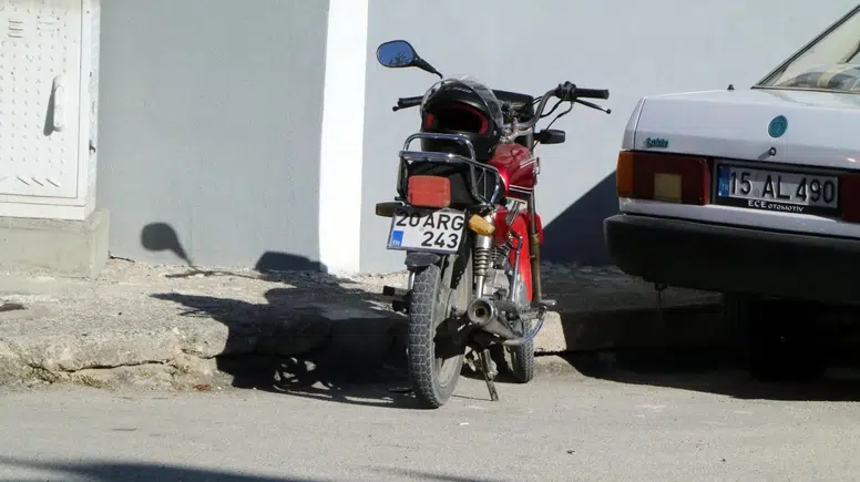 Burdur'da Ehliyetsiz Sürücüye Ceza: Kazanın Bedeli 80 Bin Lira Oldu