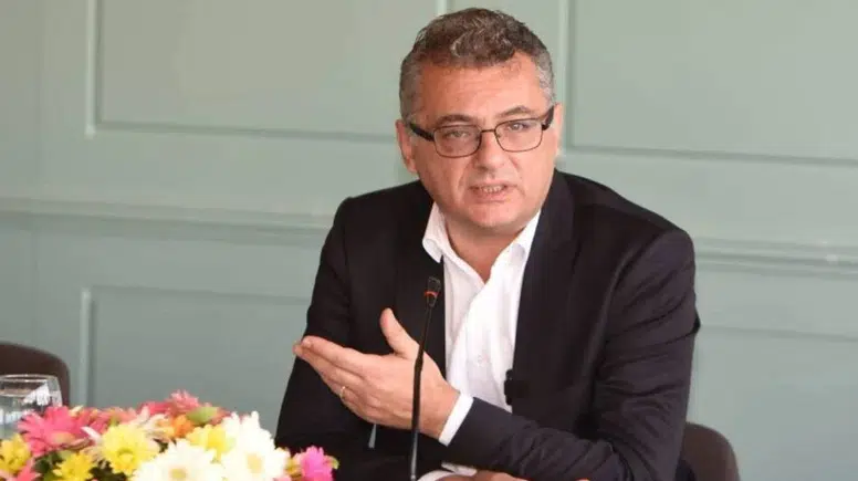 Etkinlik Sırasında Fenalaştı! KKTC Cumhurbaşkanı Erhürman Hastaneye Kaldırıldı