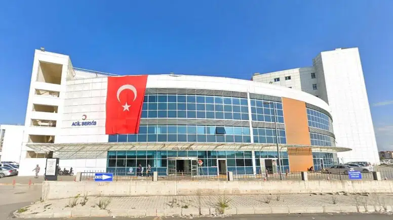 Bafra Devlet Hastanesi'nde Tatlı Faciası: 50 Kişi Zehirlendi