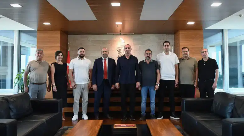 Konyaaltı'da Belediye İş Sendikası ile Toplu İş Sözleşmesi: En Düşük Günlük Yevmiye 3 Bin TL Oldu