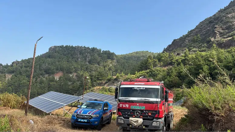 Ormana Sıçramasına Ramak Kalmıştı: Gazipaşa'daki Yangın Söndürüldü