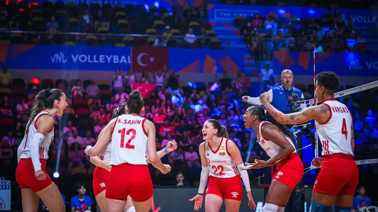 Filenin Sultanları'ndan Tarihi Zafer: Kanada'yı Geçen Milliler Yarı Finalde