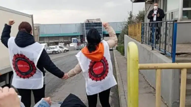 Kadın Depo İşçisinden Ağır Mektup: Bedenini Pazarlamak