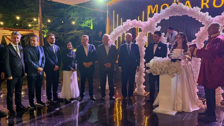 Babası Gibi O da "En Az 3 Çocuk" Dedi: Bilal Erdoğan'dan Genç Çifte Nikah Şahitliği