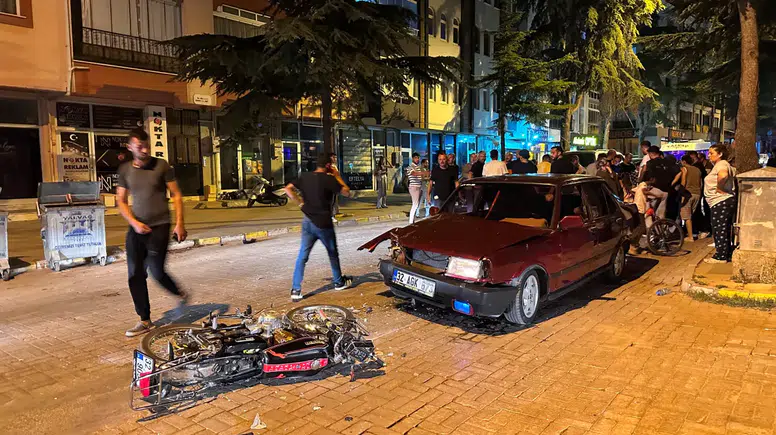 Faytonu Sollamak İsterken 16 Yaşındaki Motosiklet Sürücüsünü Yaraladı