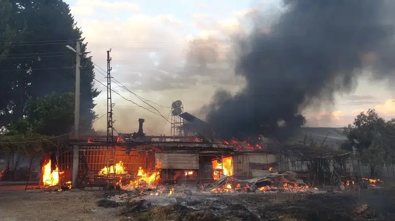 Doğuyaka Yangını 80'lik Çiftin 31 Yıllık Yuvasını Yok Etti
