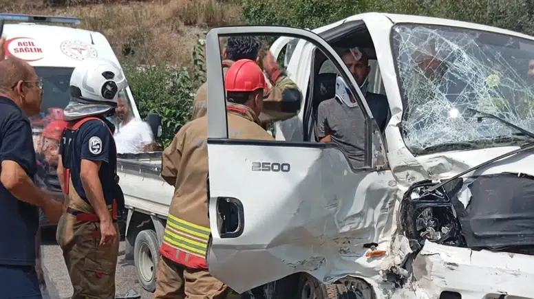 Hatay'da Tır Kamyonete Çaptı: 3 Yaralı Hastaneye Kaldırıldı