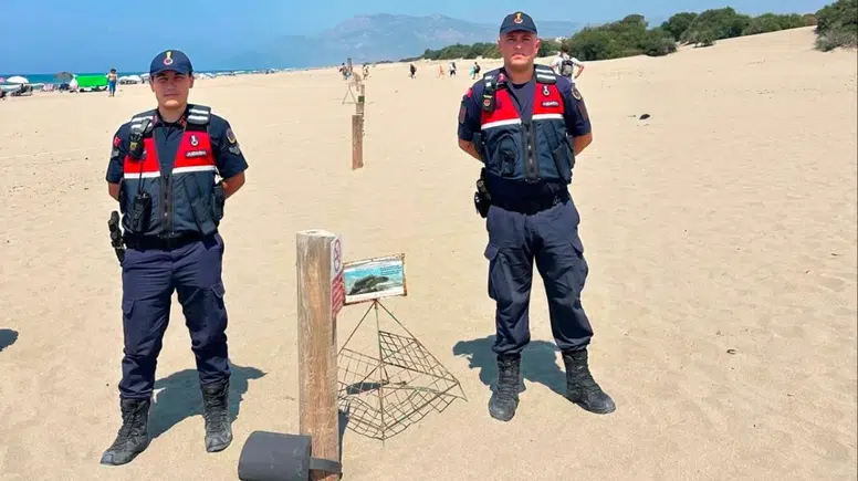 Patara'da Caretta Caretta Yuvalarına Jandarma Koruması