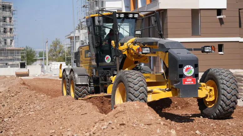 Kepez’de Trafik Yoğunluğuna Asfalt Neşteri: Altınova Yenileniyor