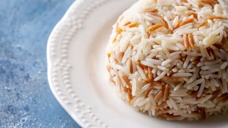 Tane Tane Dökülen Şehriyeli Pirinç Pilavı Tarifi!