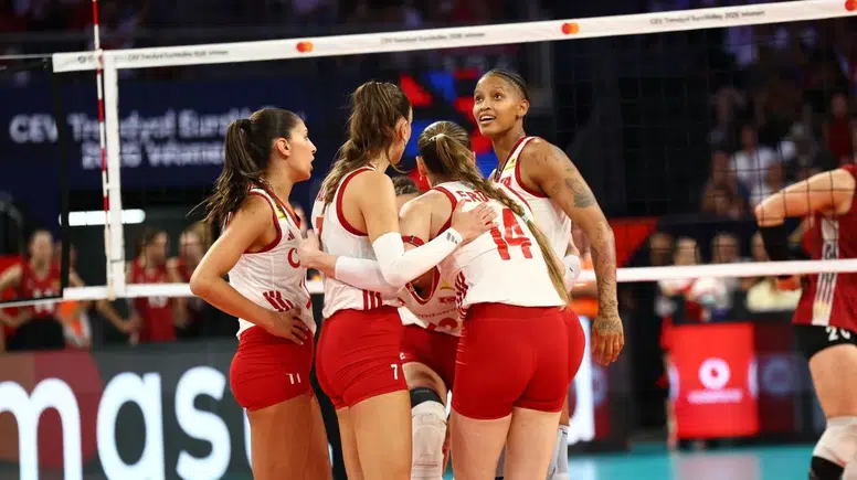A Milli Kadın Voleybol Takımı Almanya'yı 3-1 Mağlup Ederek Yarı Finale Yükseldi