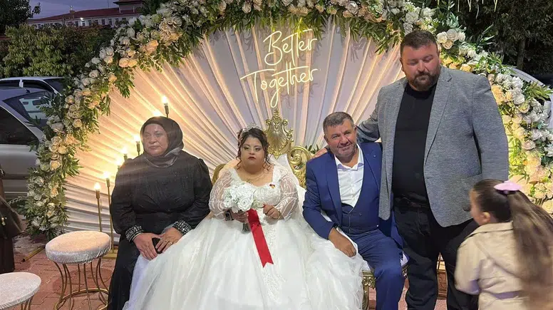 Burdur’da Down Sendromlu Elif’in Düğün Hayali Gerçeğe Dönüştü!