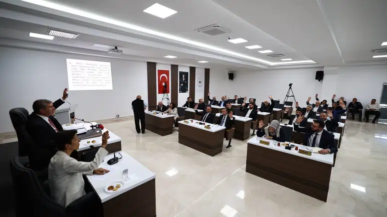Burdur'da Toplu Taşımaya Zam: İndi-Bindi Ücreti 50 Lira Oldu