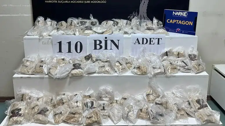 Adana'da Narkotik Operasyonu: Gizlenmiş 110 Bin Uyuşturucu Hap Çıktı
