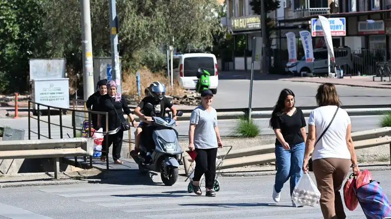 Kepez'de Onaylanan Üst Geçit Projesi 3 Yıldır Bekliyor!