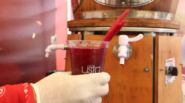 10. Uluslararası Adana Lezzet Festivali'nde Coğrafi İşaretli Şalgam Rüzgarı